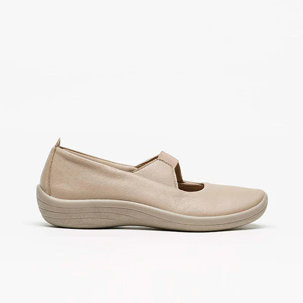 Arcopedico Itatiaia Slip-On Shoes With Recycled Vegan Lytech Upper, Elastic Goring For Easy Slip On/Off, and Soft Flexible Fit For Bunions, Hammertoes & Hard-To-Fit Feet. Machine Washable & Eco-Friendly Lytech Upper (Beige)