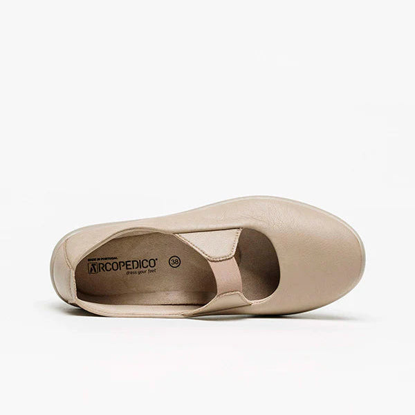 Arcopedico Itatiaia Slip-On Shoes With Recycled Vegan Lytech Upper, Elastic Goring For Easy Slip On/Off, and Soft Flexible Fit For Bunions, Hammertoes & Hard-To-Fit Feet. Machine Washable & Eco-Friendly Lytech Upper (Beige)