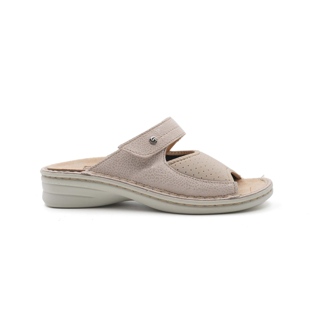 Sabatini S146 Walking Shoes With Exclusive Interchangeable Leather-Lined Insoles For Shock Absorption, Freshness & Lasting Comfort. Crafted With Non-Slip Outsole, Medium Width Fit, And Premium Italian Design (Beige / Nero Black)