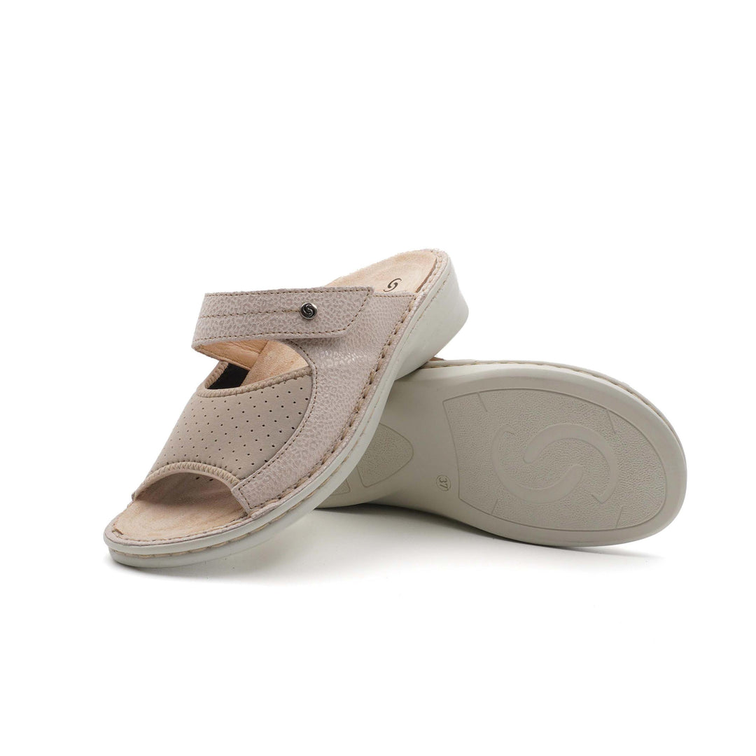 Sabatini S146 Walking Shoes With Exclusive Interchangeable Leather-Lined Insoles For Shock Absorption, Freshness & Lasting Comfort. Crafted With Non-Slip Outsole, Medium Width Fit, And Premium Italian Design (Beige / Nero Black)