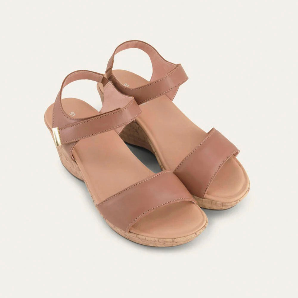 Naot Summer Women’s Wedge Leather Sandals with Ergonomic Arch Support, Adjustable Straps, Cushioned Footbed & Bold Heel Platform (Caramel)
