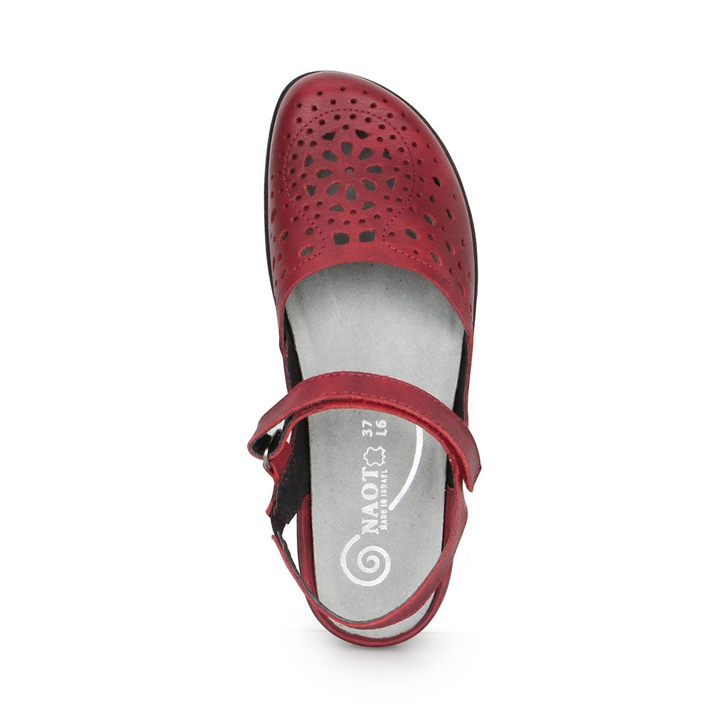 Naot Arataki Women Closed-Toe Slingback Shoes with Perforated Design, Shock-Absorbing PU Sole, and Orthotic-Friendly Removable Footbed (Black))