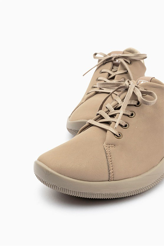 Arcopedico Daintree Women’s Travel Sneakers, Lightweight Anti-Viral PU Outsole, Hybrid-Air Removable Insoles, Twin Arch Support, Machine Washable & Eco-Friendly Lytech Upper (Taupe)