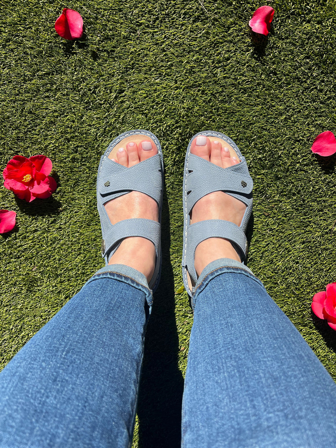 Finn Comfort Barbuda Ladies Leather Sandal With Dual Adjustable Straps, Removable Footbed, And Flexible Pu Sole. Suitable For Bunion, Heel And Arch Pain (Sky)